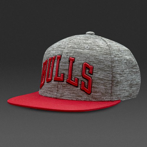 Adidas Originals NBA Bulls T Snapback Light Grey Heather / Multicolor / Red-Sld for Men